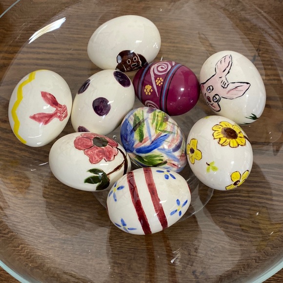 Hand Painted Ceramic Easter Eggs. set of 9 - Picture 2 of 3